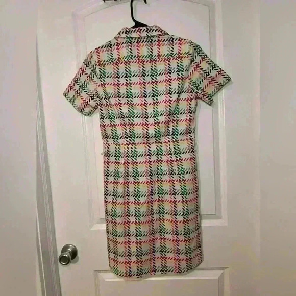 Untuckit Dress Button Down with Pockets Size 0. Style Name: Imogen Style # 41430 - Picture 2 of 7